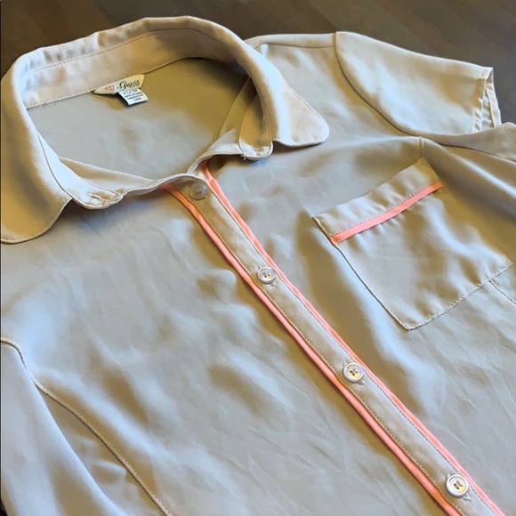 Guess top - Picture 2 of 6